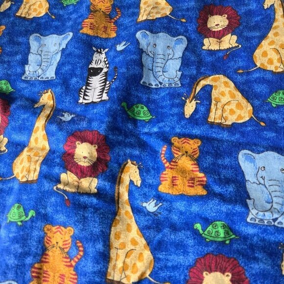 Handmade Children's Animal Print/ Cat Print 2 Sided Reversible Quilt 61"x34" - Picture 7 of 9